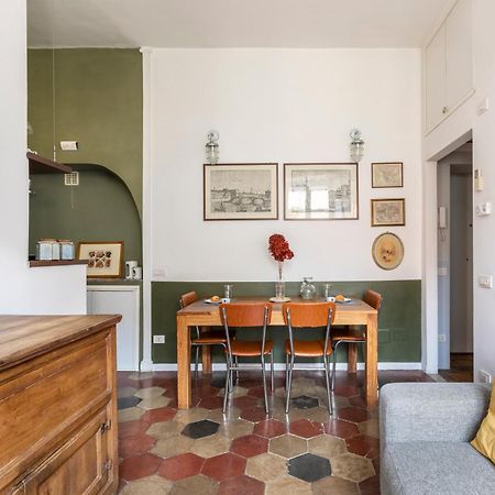 Colosseo Apartment- Heart Of Rione Monti Rome Exterior photo