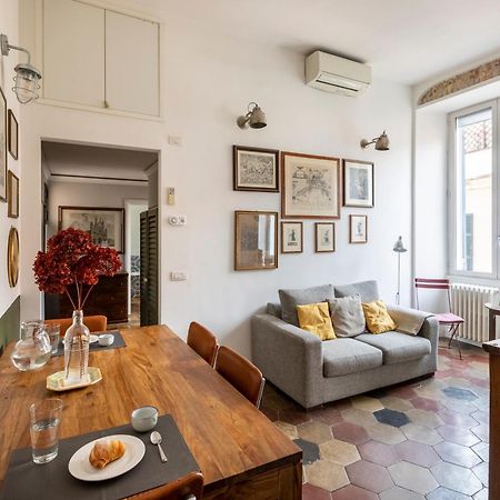 Colosseo Apartment- Heart Of Rione Monti Rome Exterior photo
